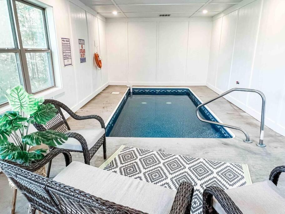 Indoor Heated Pool Hot Tub Cabin Sevierville Exterior photo